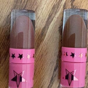 Jeffree Star matte lipstick.  Two brown neutrals. Family Jewels and Top Shelf.